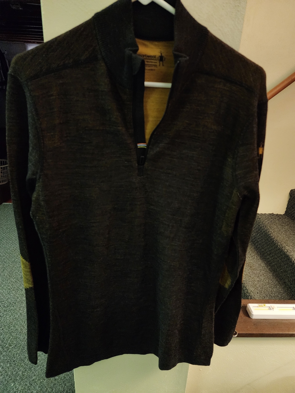 Smartwool Sz M Men's Black Gray Half-Zip Sweater